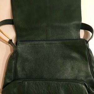 CAMPOMAGGI GREEN PREOWNED LEATHER SHOULDER BAG